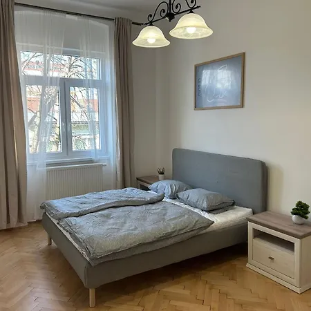 Stefanik Apartment- Old Town Διαμέρισμα Μπρατισλάβα