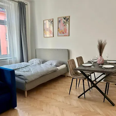 štefánik Apartment- Old Town Apartman